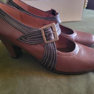 Re-Mix Deco 1920s style Mahogany brown leather heels 9 NIB